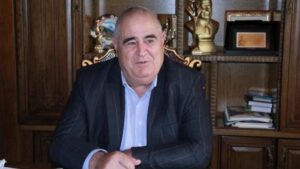 şərurlu isfəndiyar
